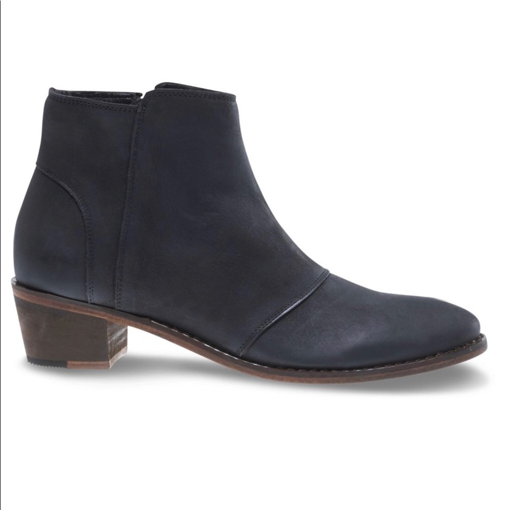 Black Roxana Wolverine Ankle Boots